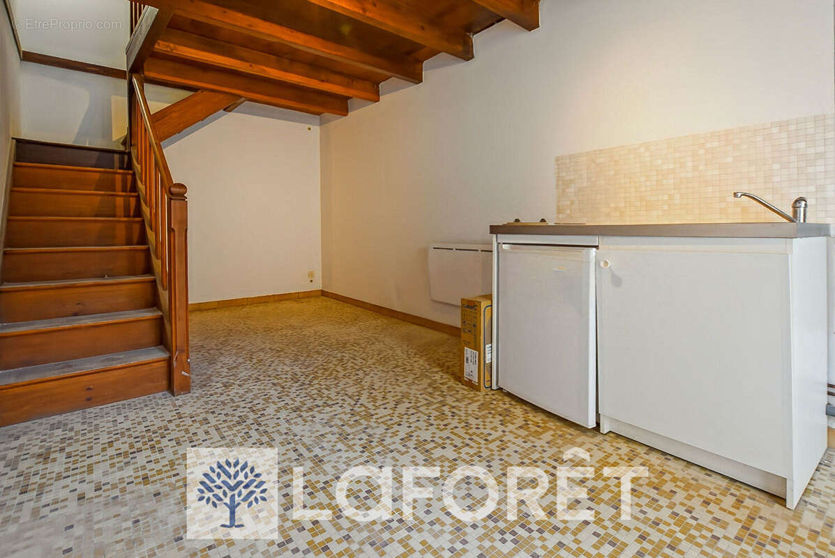 Maison à CHAMPAGNOLLES