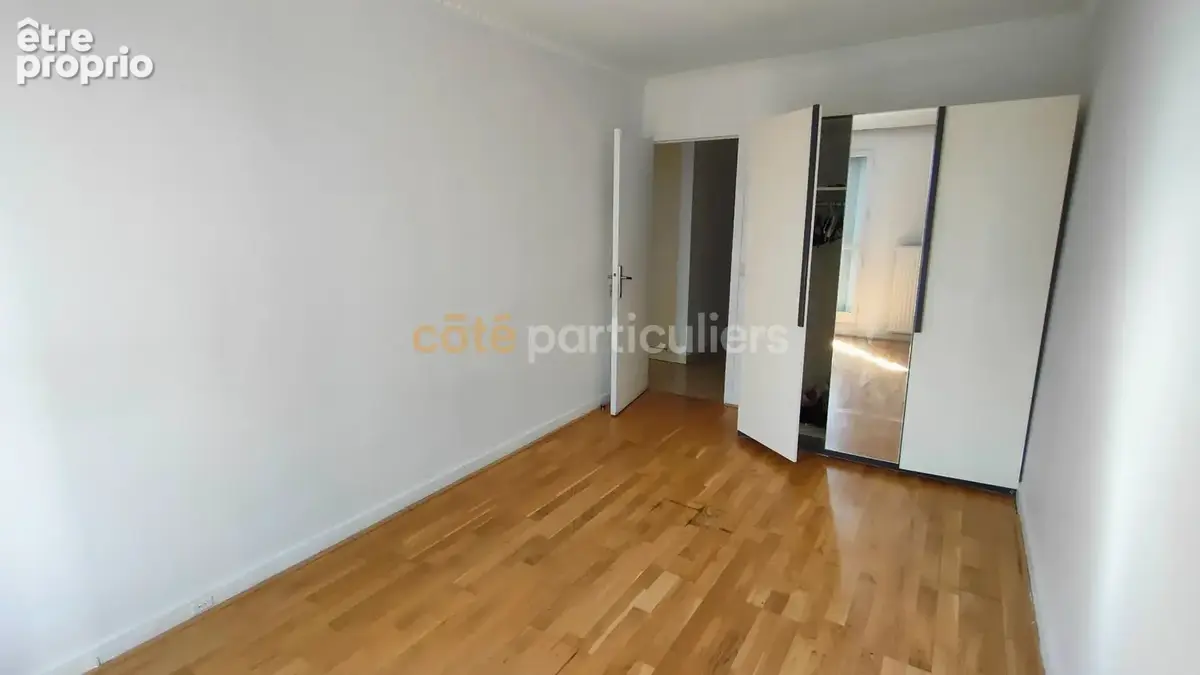 Appartement Aubervilliers 4 pièce(s) 77 m2 - photo 10