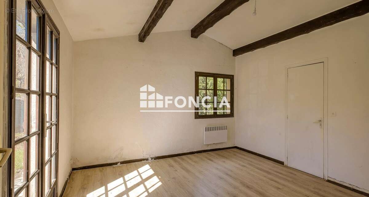 Maison à ROQUEFORT-LES-PINS
