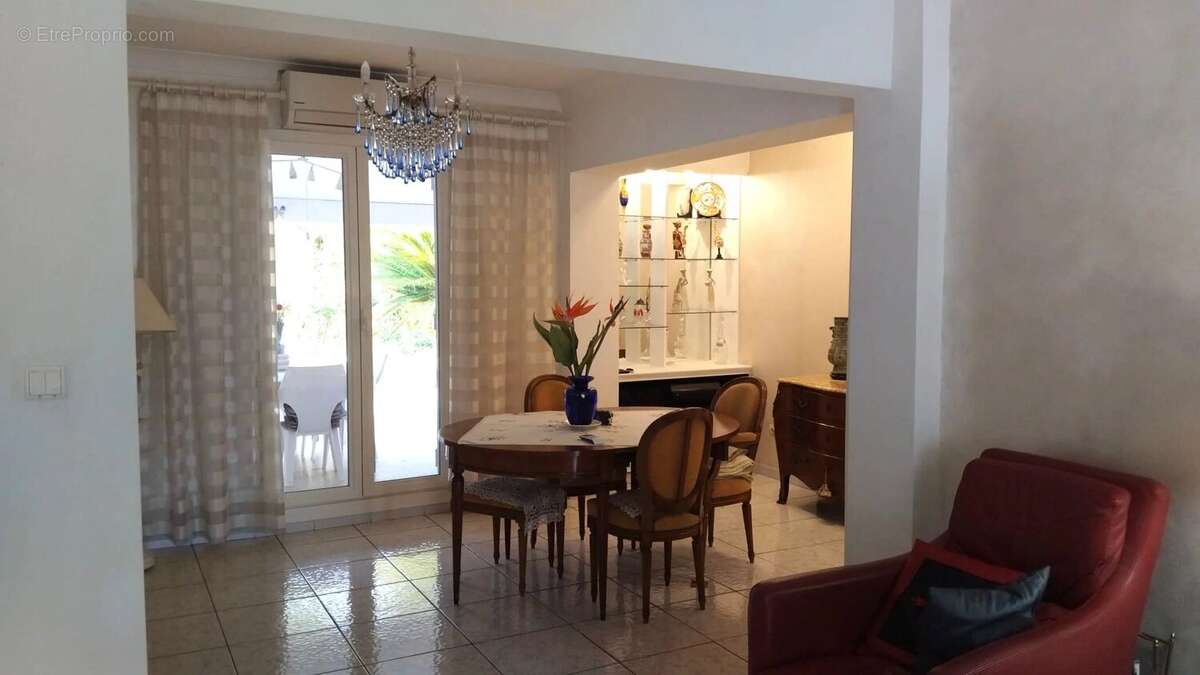 Maison à MARSEILLE-9E