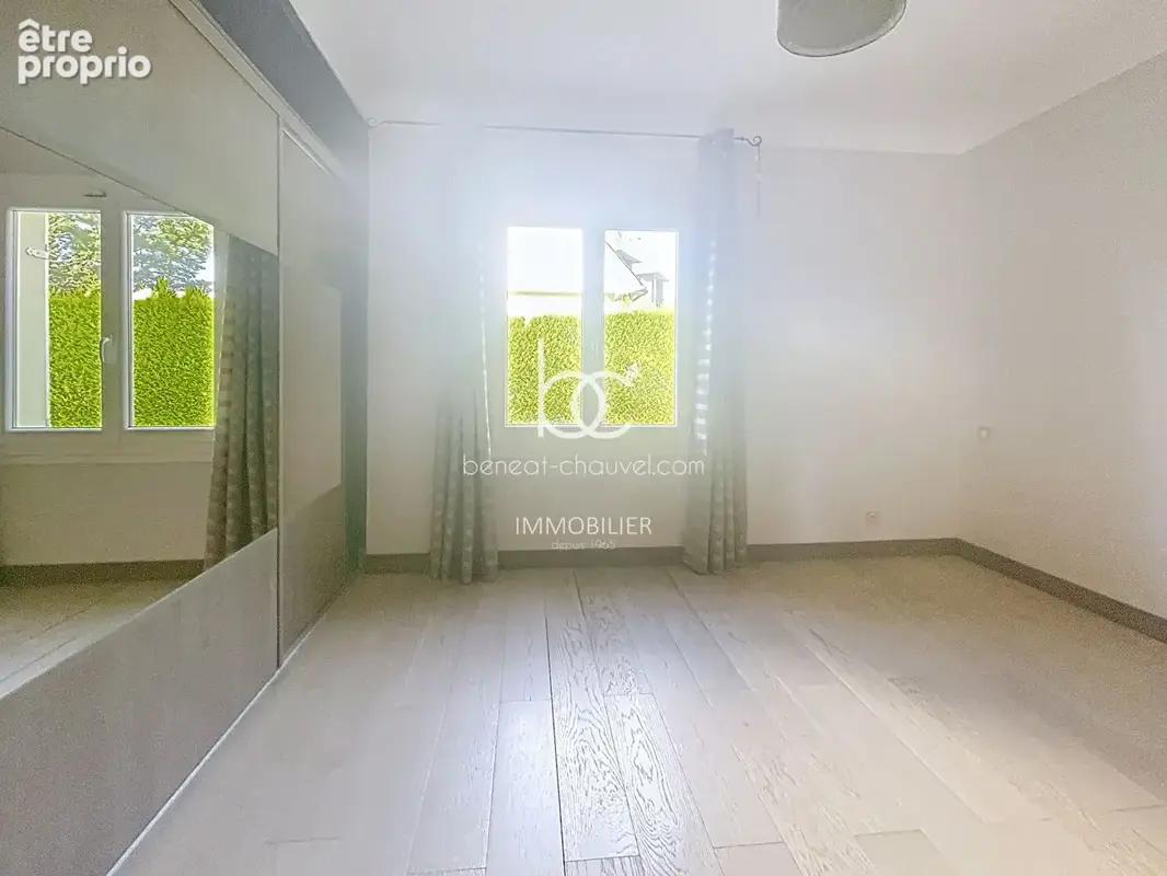 Ploeren aux Portes de Vannes - Maison Familiale Hors Lotissement - photo 11