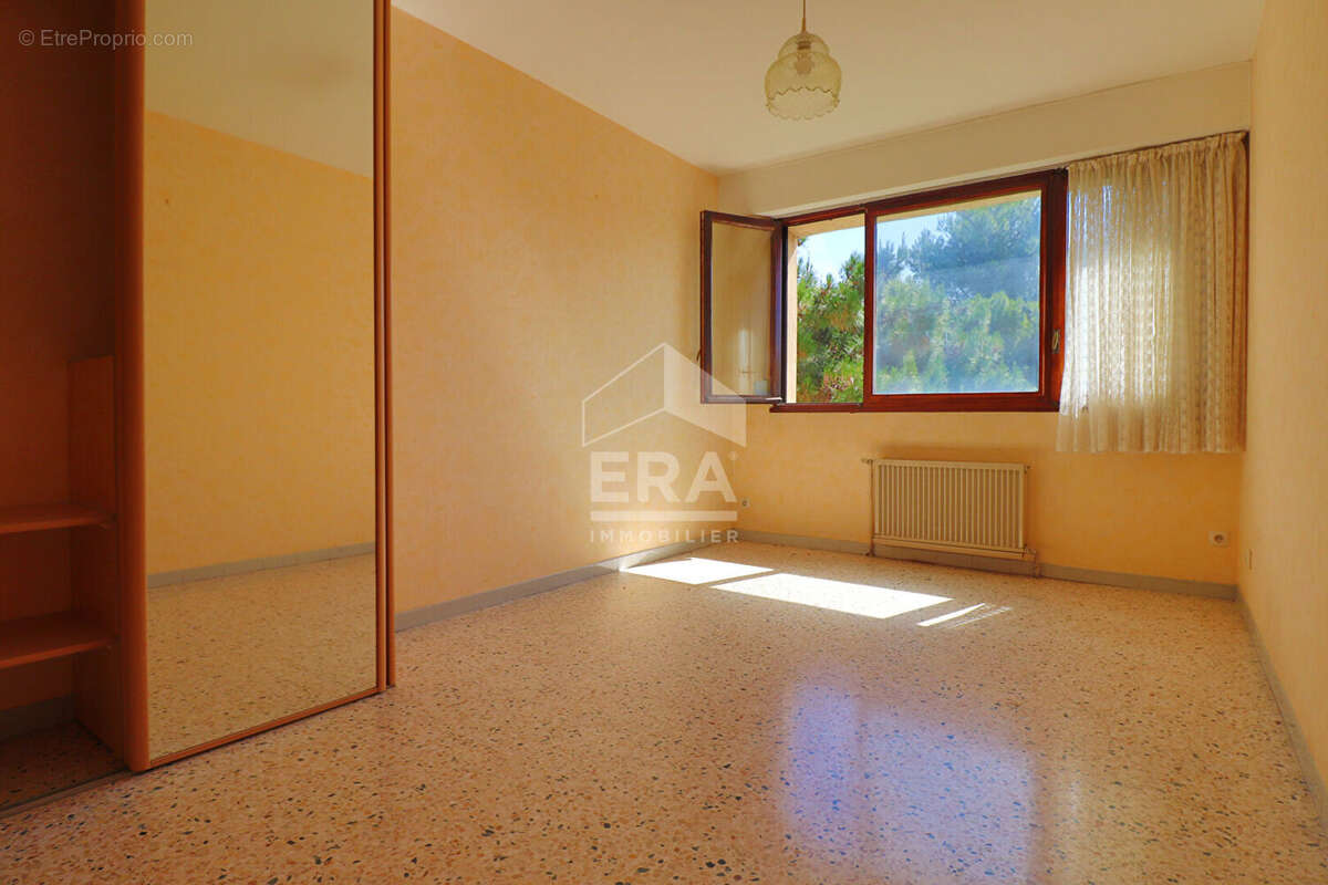 Appartement à MARSEILLE-12E