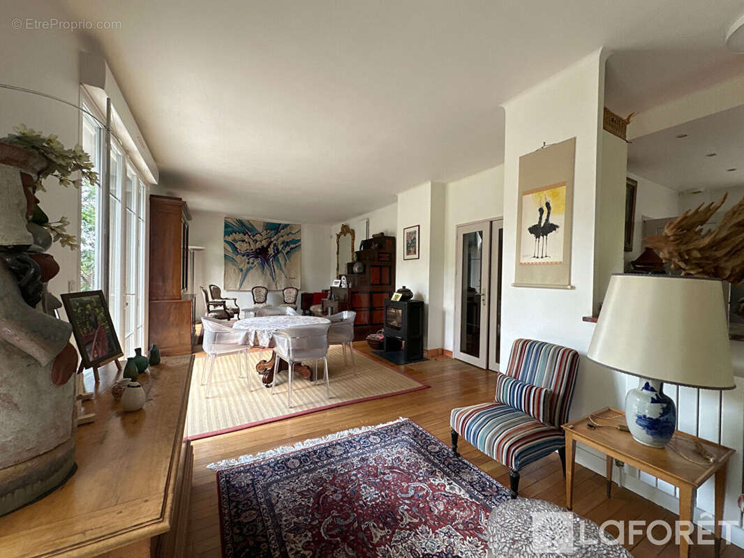 Maison à GIF-SUR-YVETTE