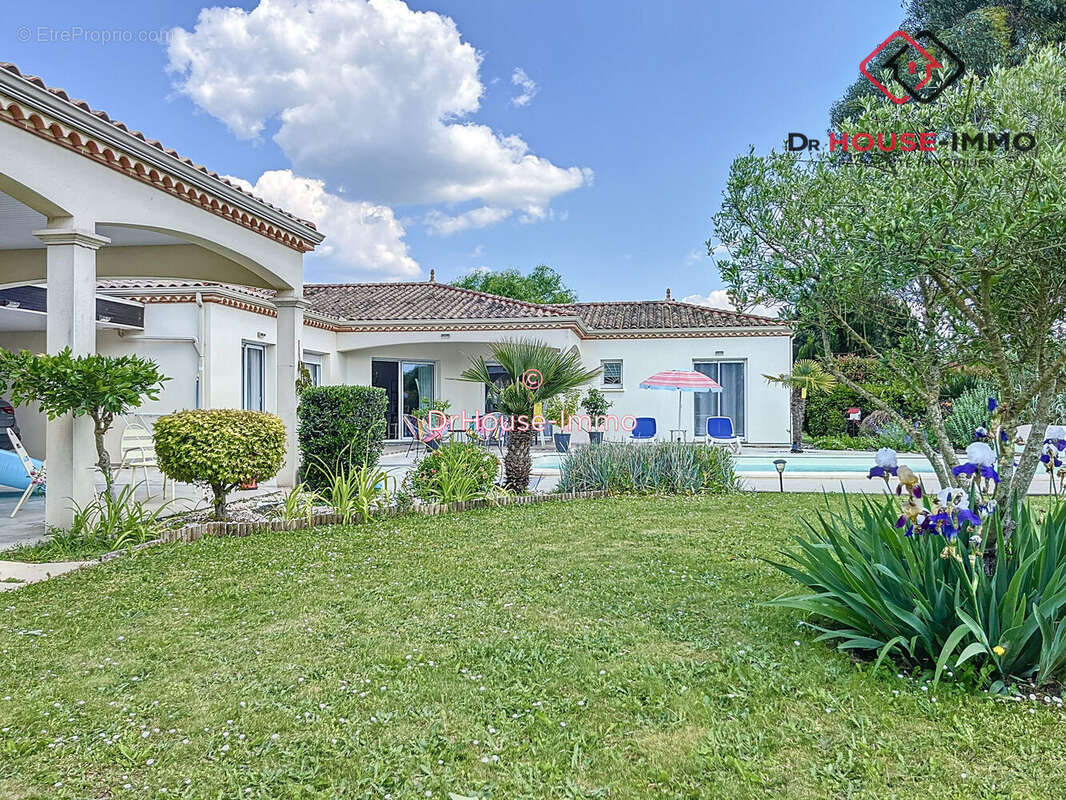 Maison à SAINT-LEON-SUR-L'ISLE