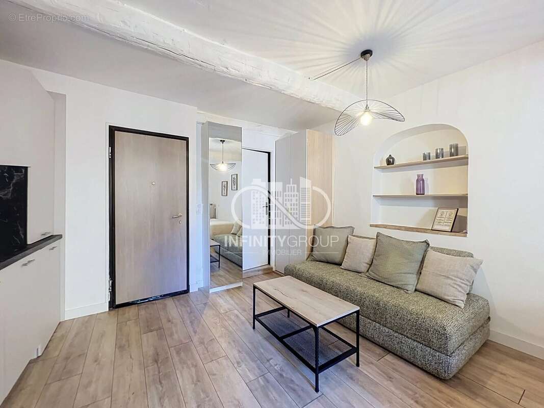 Studio rénové de 27 m² – charme, confort et fort potentiel locatif à proximité du centre-ville - photo 3