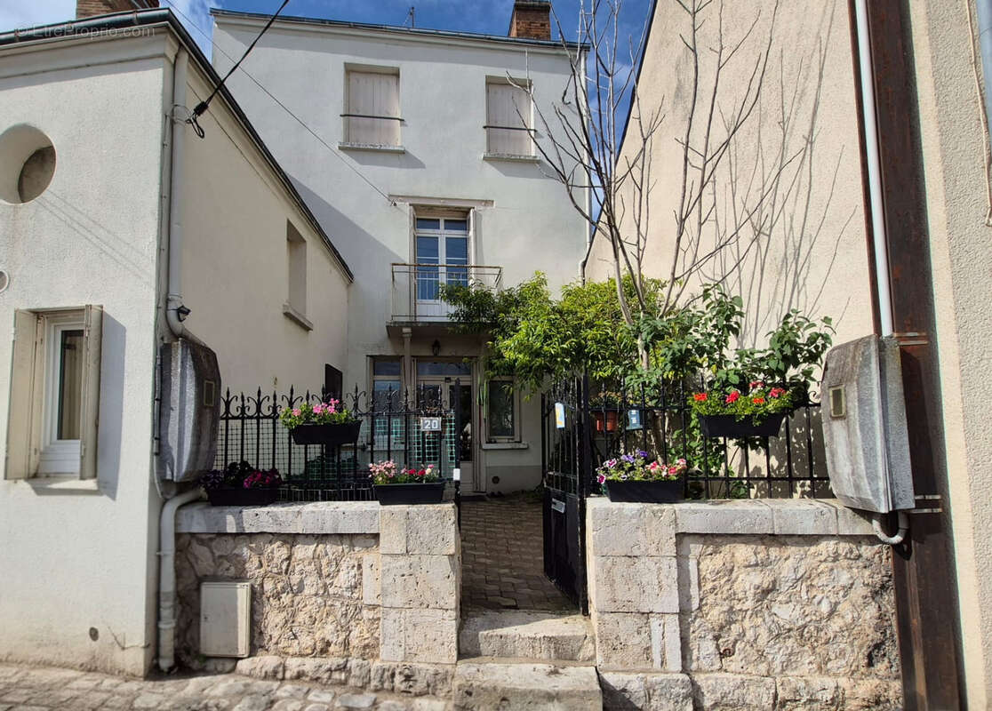 Maison à MONTRICHARD