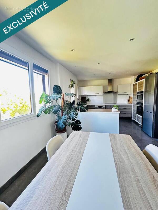 Photo 1 - Appartement à LA VALETTE-DU-VAR