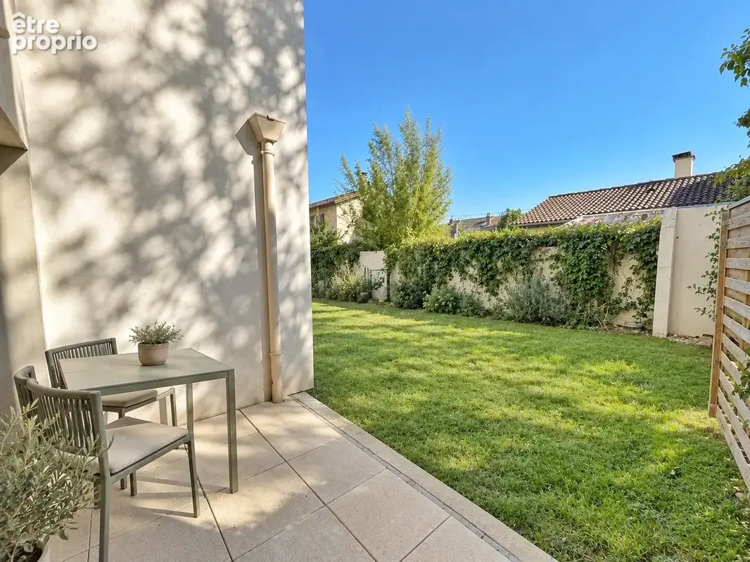 Grand t2 avec jardin privatif, terrasse et garage - photo 2