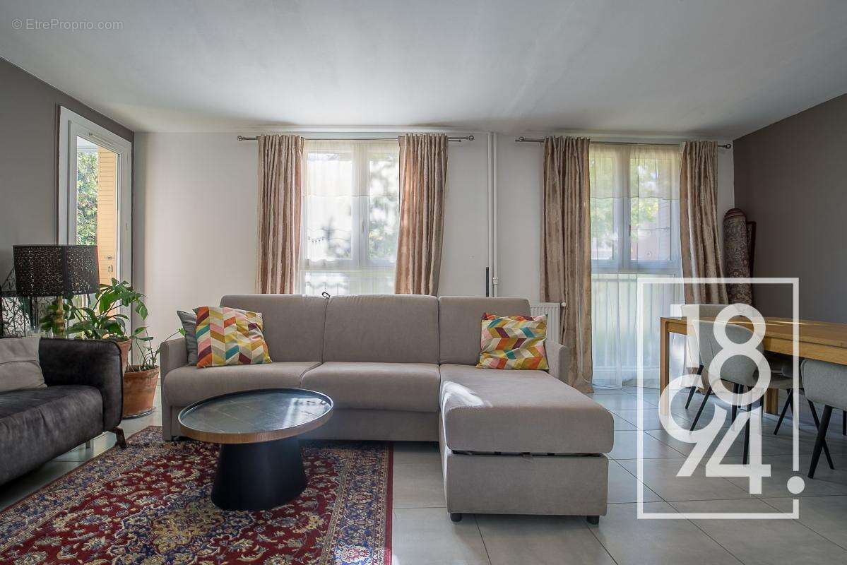 Appartement à MARSEILLE-10E