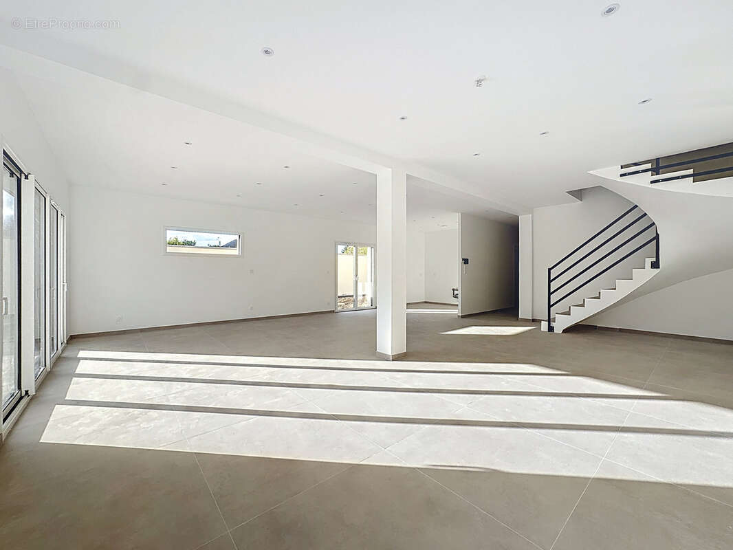 Maison à CORMONTREUIL