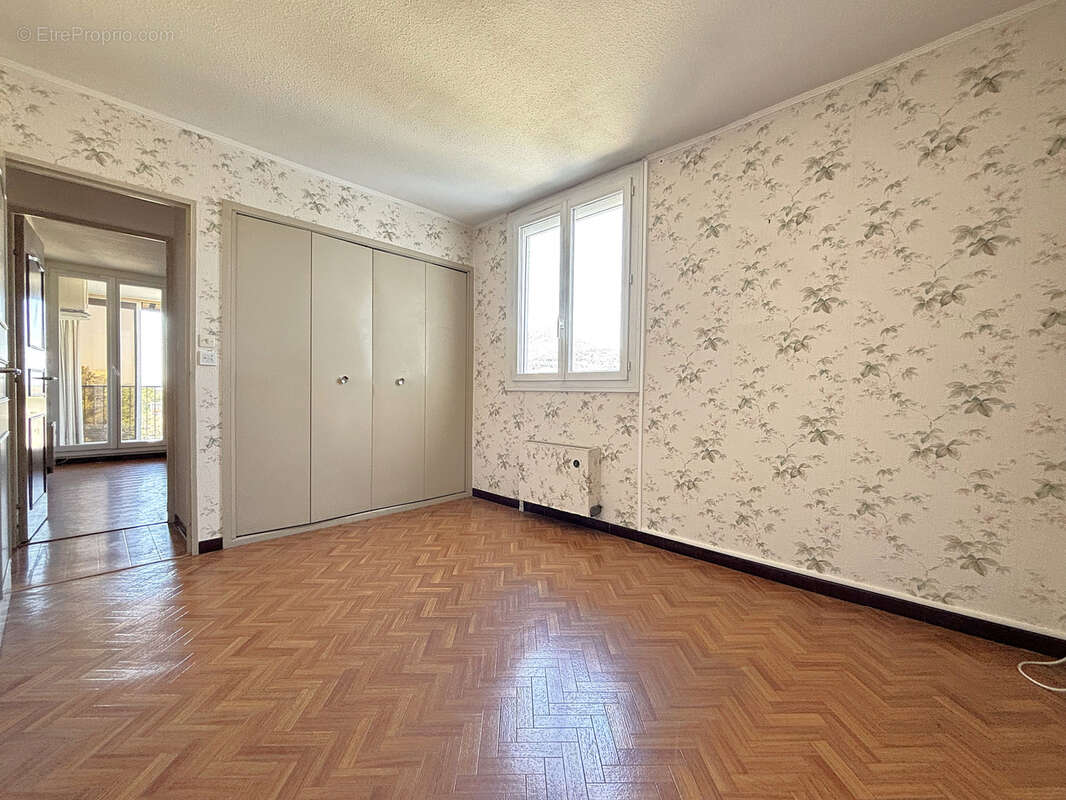 Appartement à LA VALETTE-DU-VAR