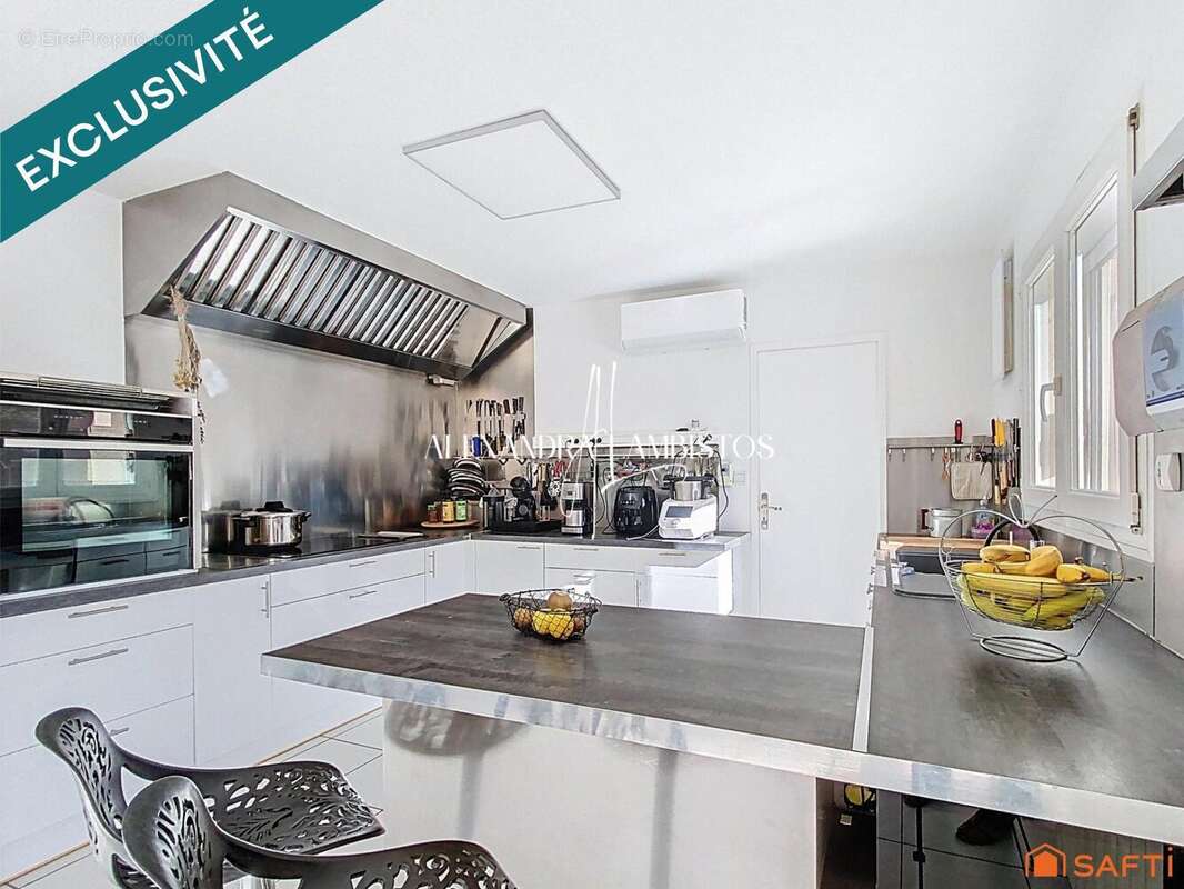 Photo 2 - Maison à VIC-LA-GARDIOLE