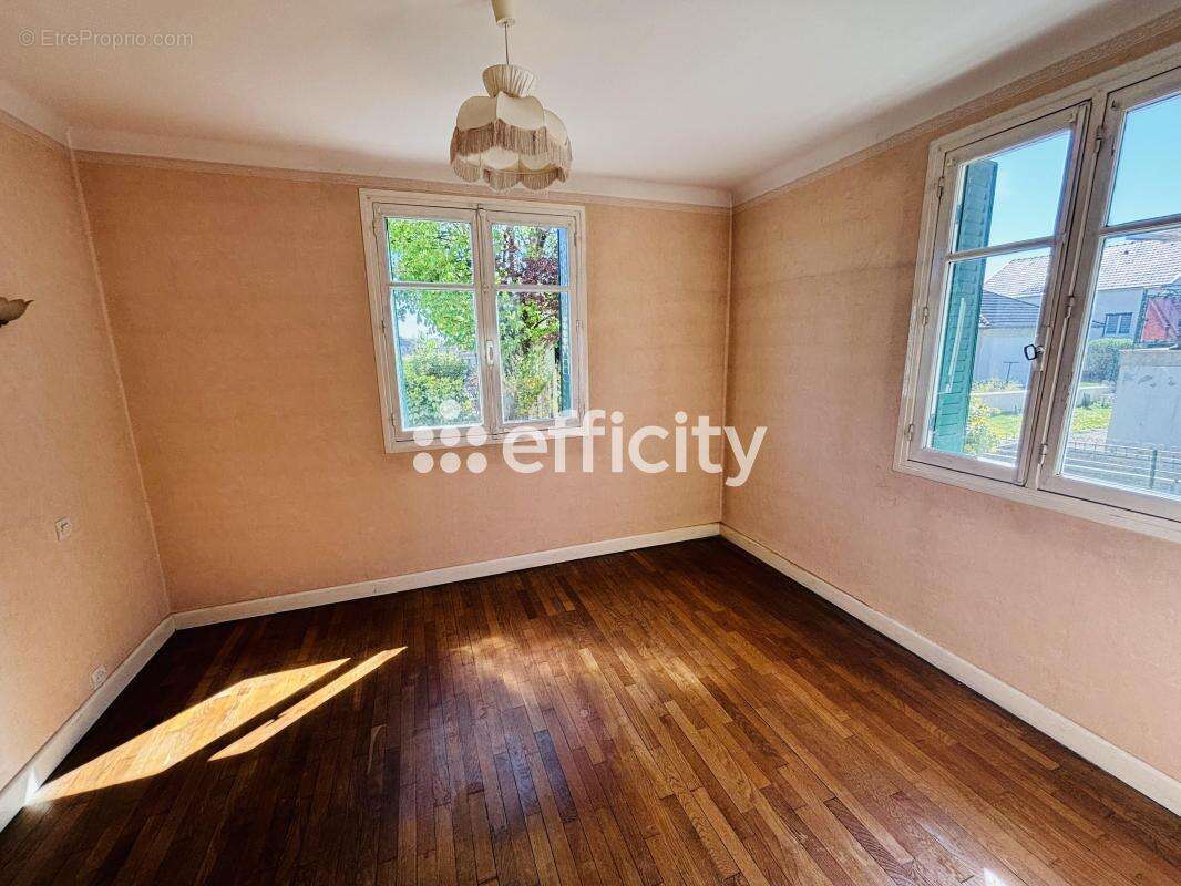 Maison à SAINT-APOLLINAIRE