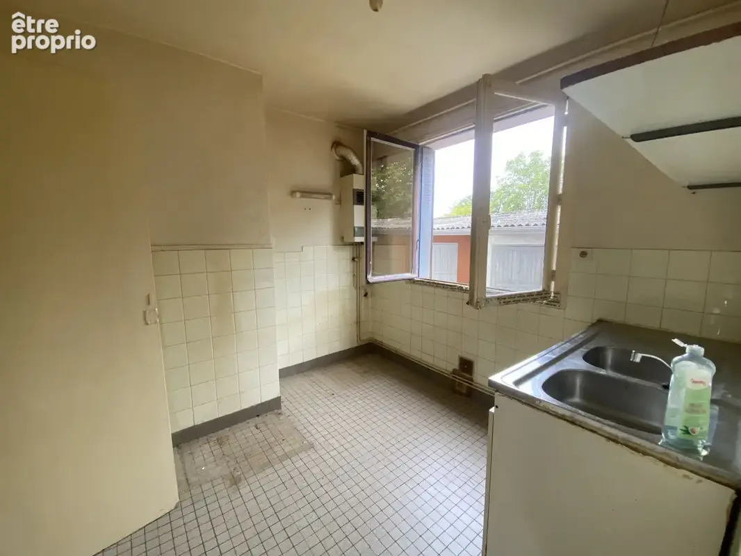 Appartement T3 a rénover à Tarbes - photo 5
