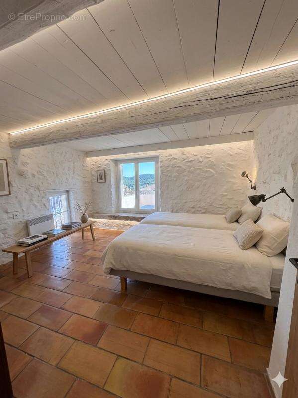 Maison à CLAVIERS