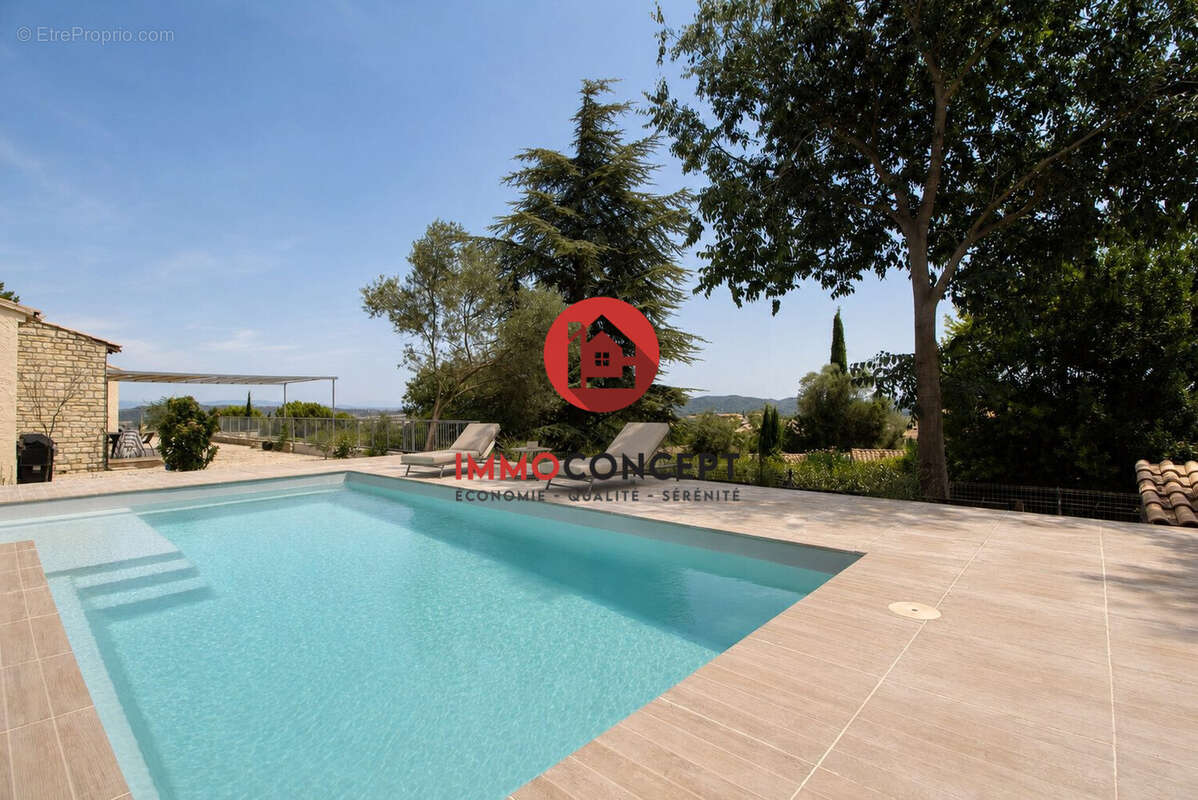 Maison 122 m² à Rochefort-Du-Gard  - photo 3