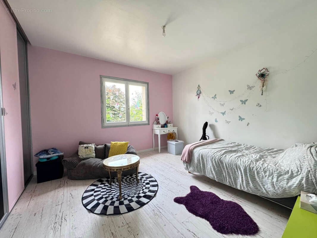 Maison à BEAUREPAIRE