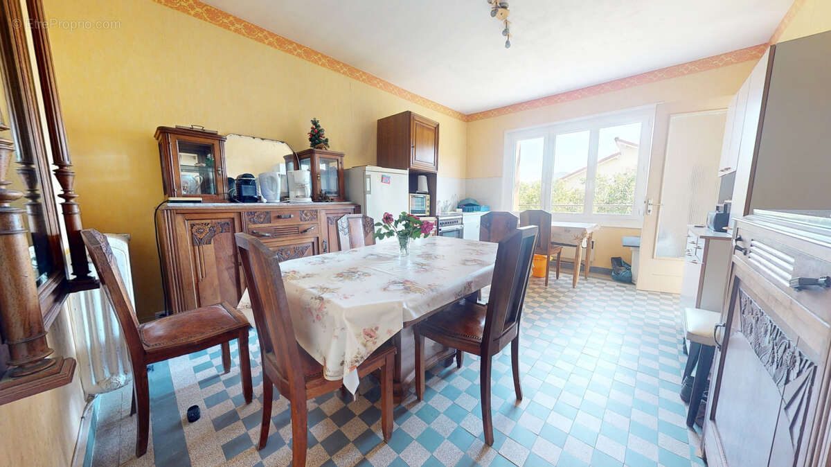 Maison à RETOURNAC