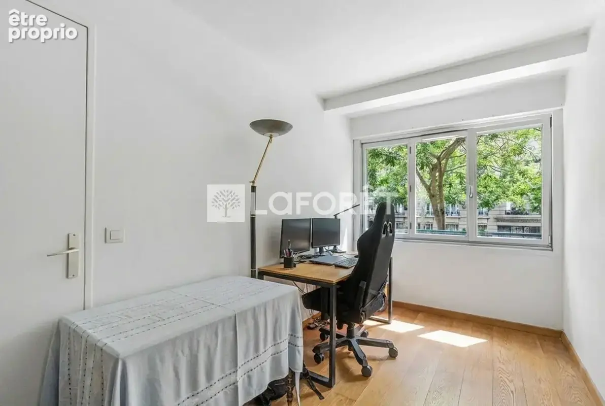 2 balcons - 3 chambres - sectorisation jean de la fontaine - dpe d - photo 8