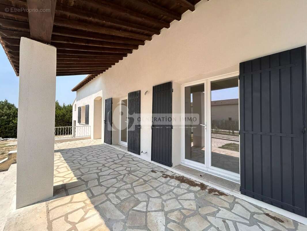 Fontvieille - Maison rénovée 4 chambres - photo 2