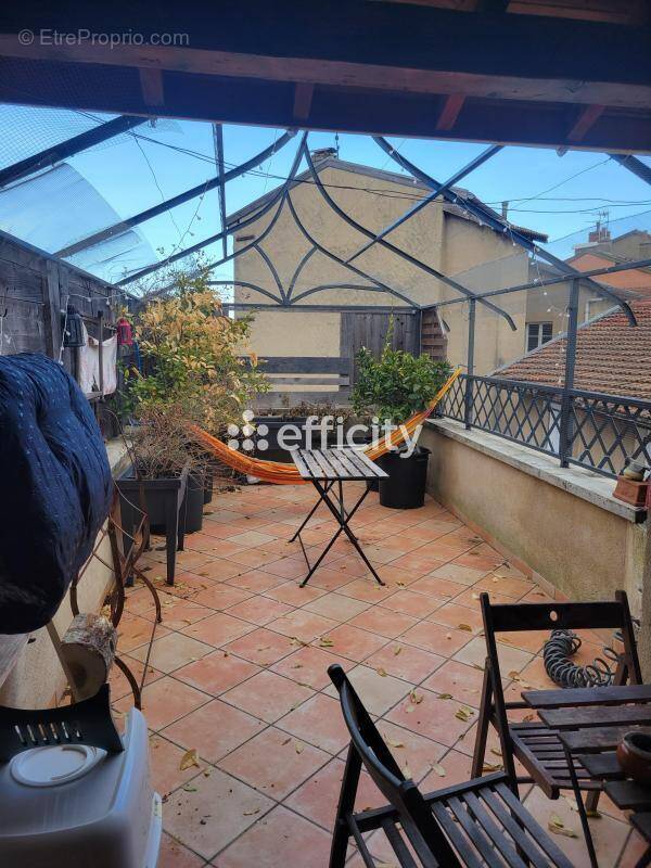 Appartement à BOURG-DE-PEAGE