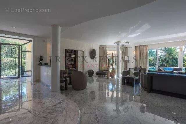 Maison à ANTIBES
