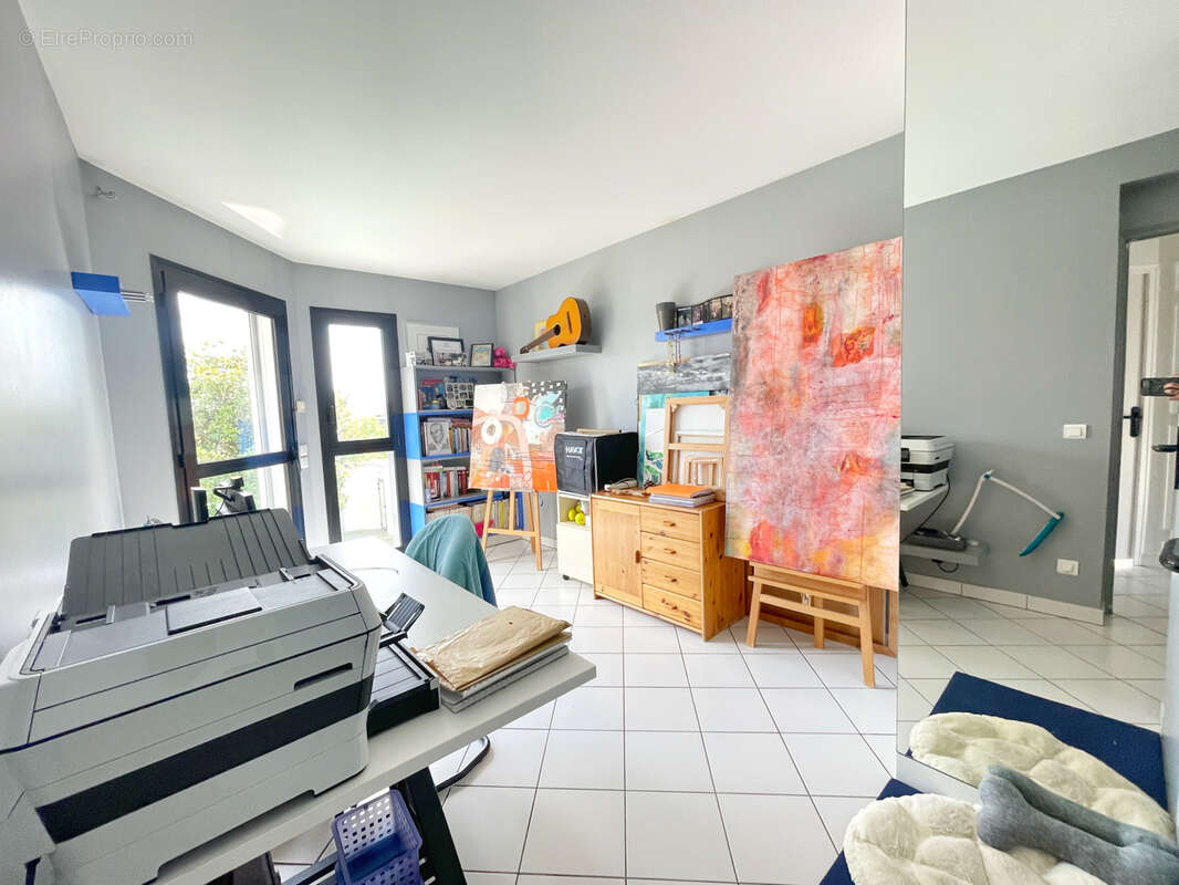 Découvrez une maison d'exception au cœur d'Irigny - photo 16