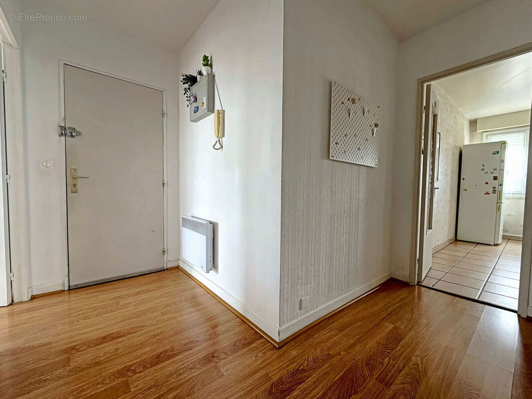 Superbe appartement 4 pièces à vendre à Reims, secteur Cernay/Dauphinot - photo 4