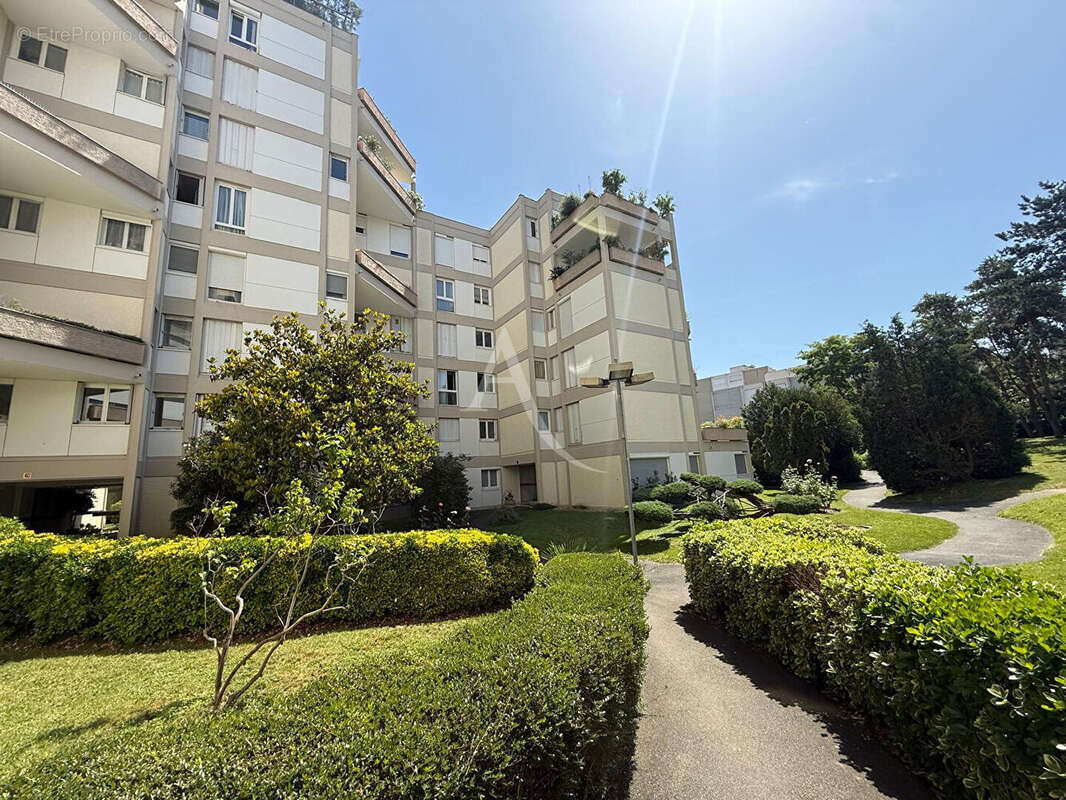 Chatou 2 Pièces 55 m² avec terrasse de 14 m² - photo 11
