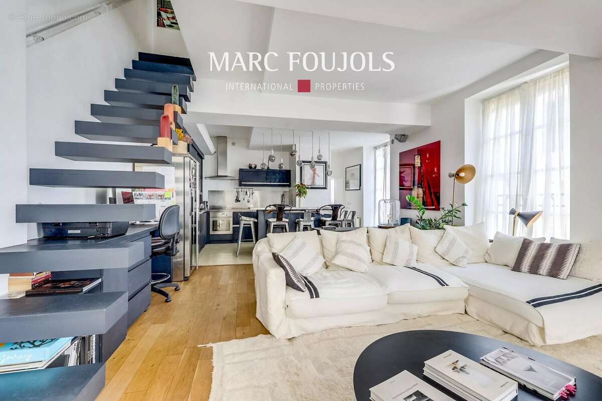 Appartement à PARIS-2E