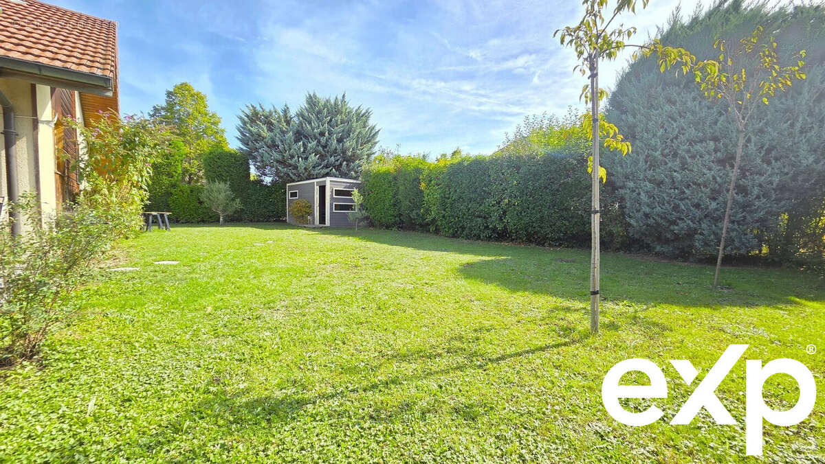 Maison à CHENS-SUR-LEMAN