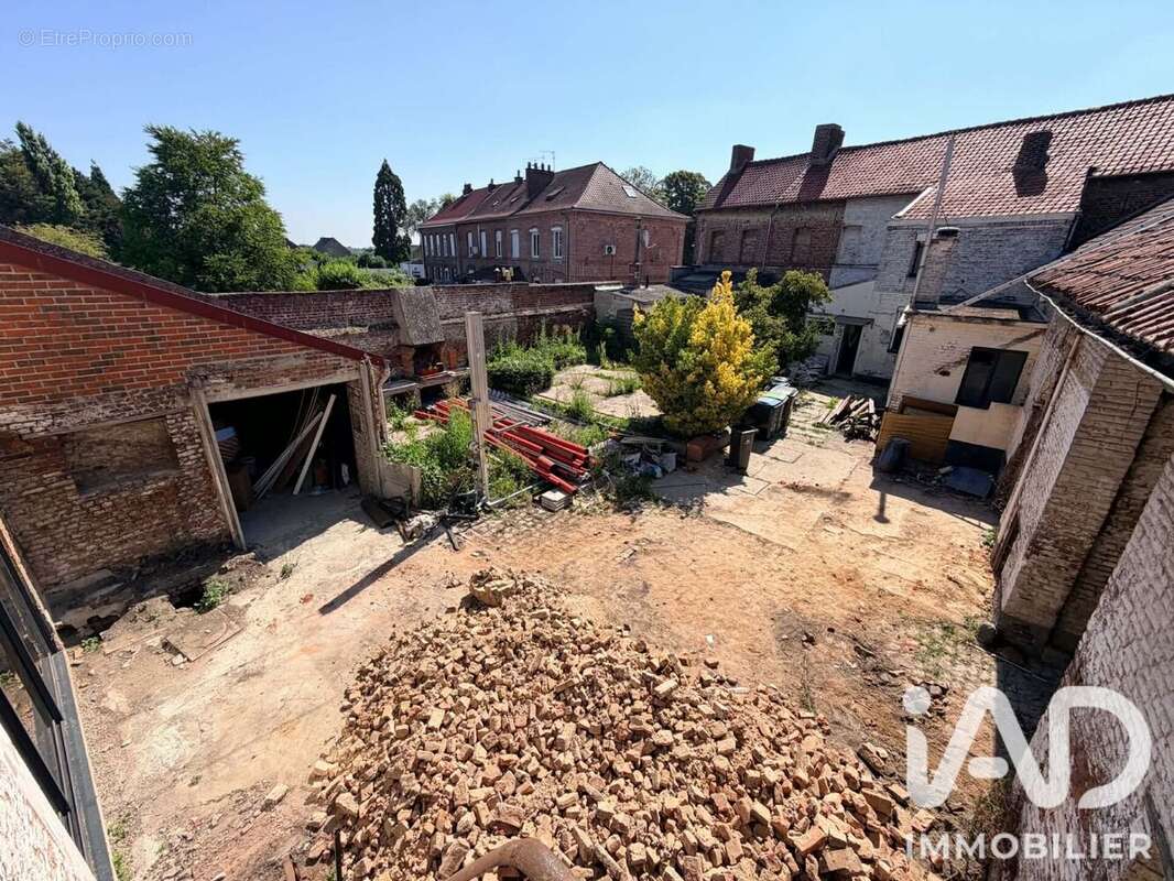 Maison 253 m² à Haulchin  - photo 3