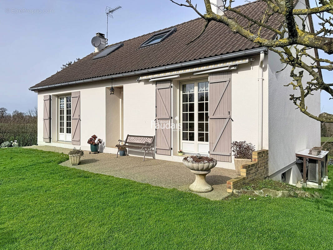 Maison à CANISY