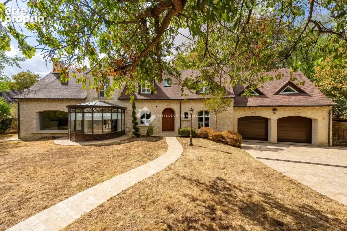Maison 253 m² à Champcueil  - photo 2