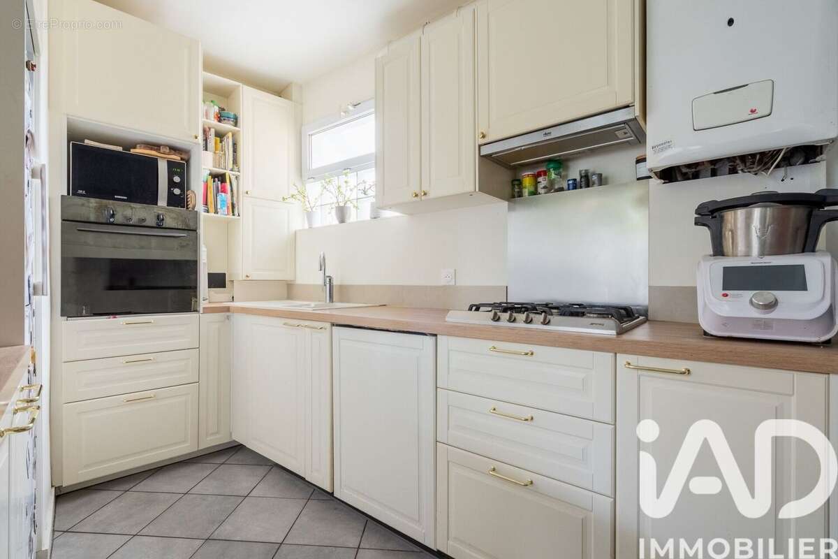 Maison 101 m² à Chatillon  - photo 4