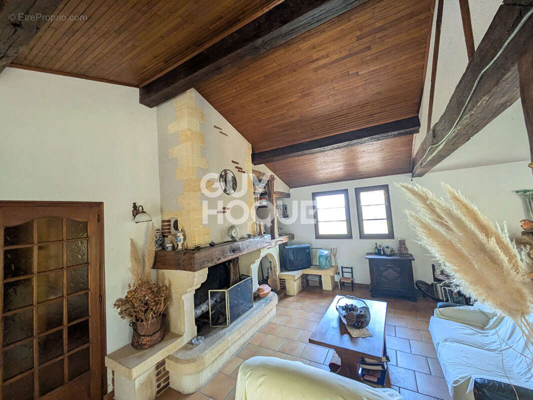 Maison à CAHORS