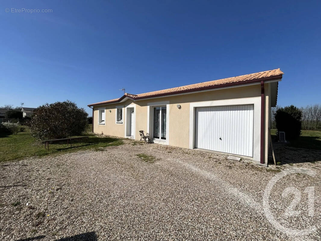 Maison à ABZAC