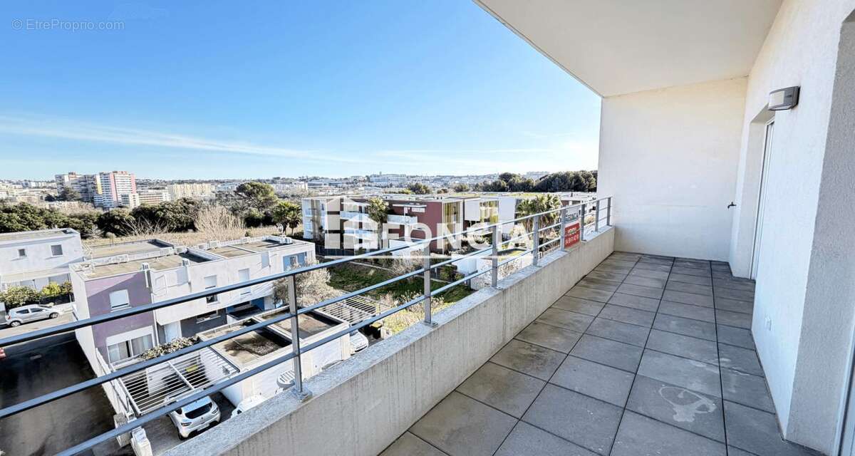 Appartement à JUVIGNAC