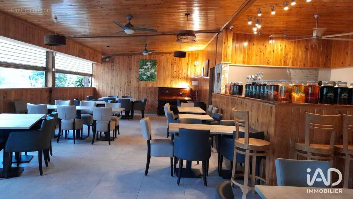 Photo 3 - Commerce à L'ETANG-SALE