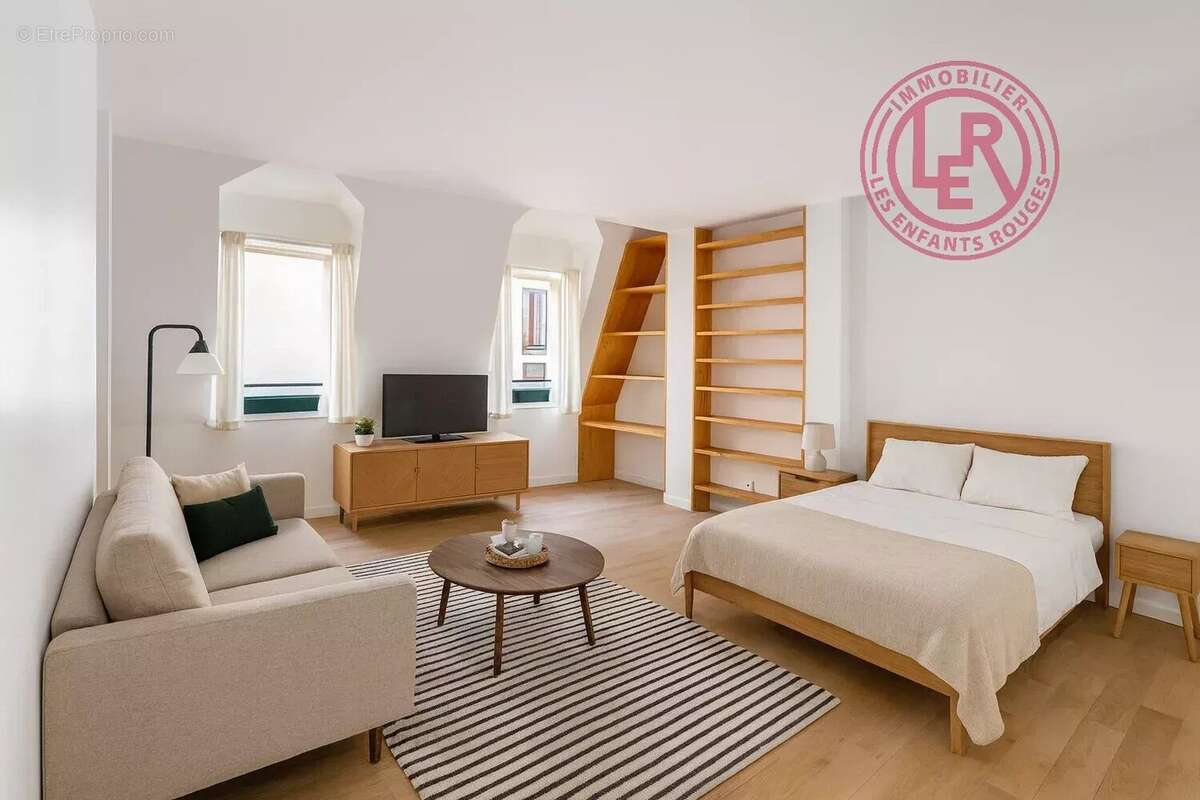 Appartement à PARIS-3E