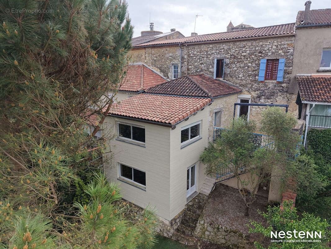 Maison à GONDRIN
