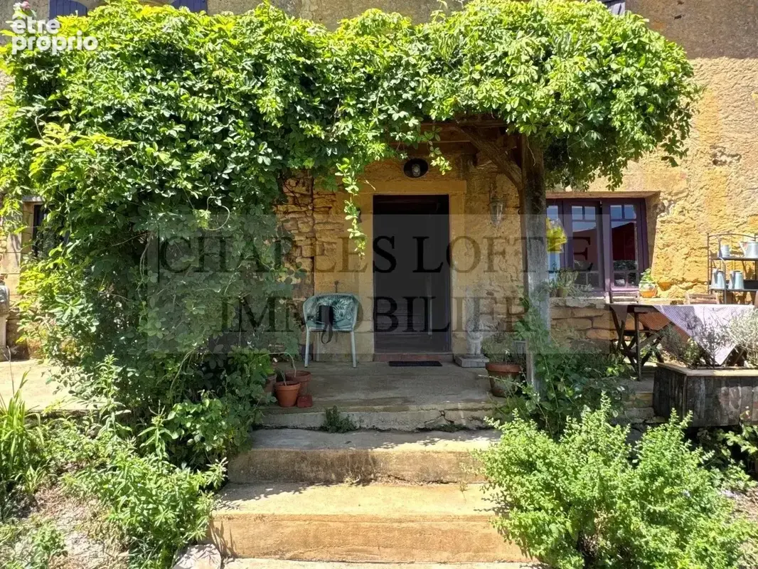 Ferme restaurée sur 1,4 ha de terrain - photo 10