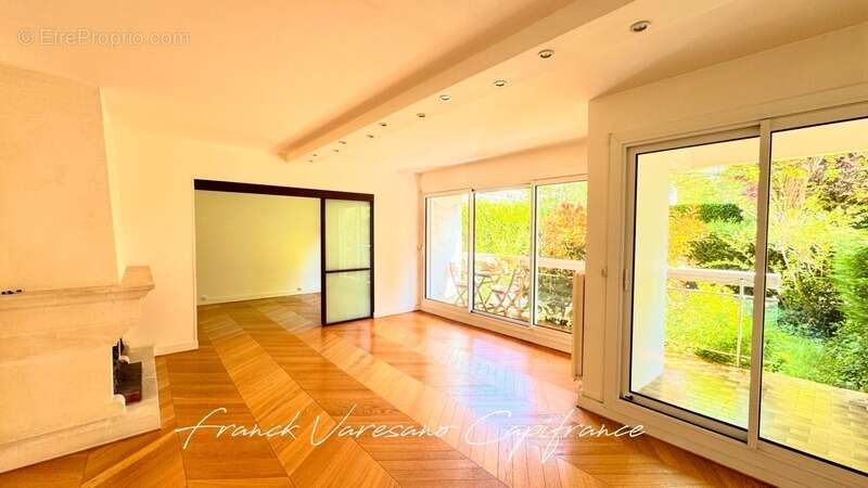 Appartement à BAILLY