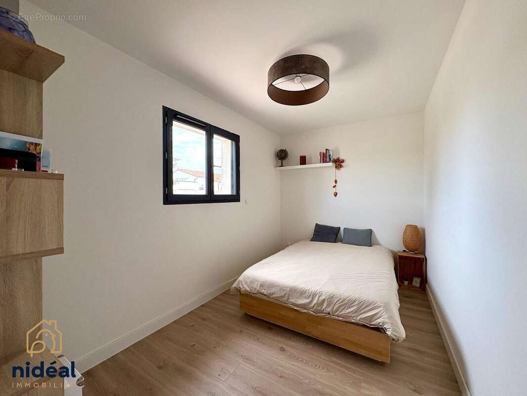 Maison 90 m² à Junas  - photo 6