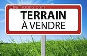 Terrain à COURVILLE-SUR-EURE
