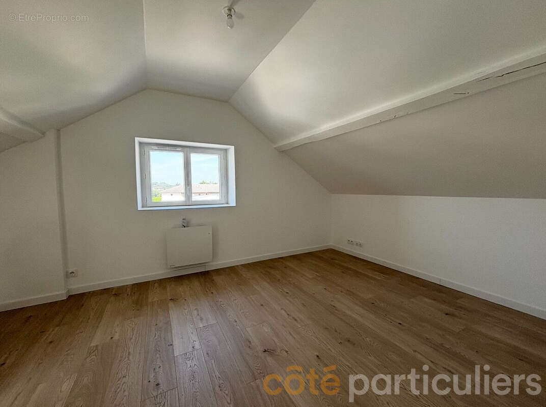 Appartement 29 m² à Rodez  - photo 3