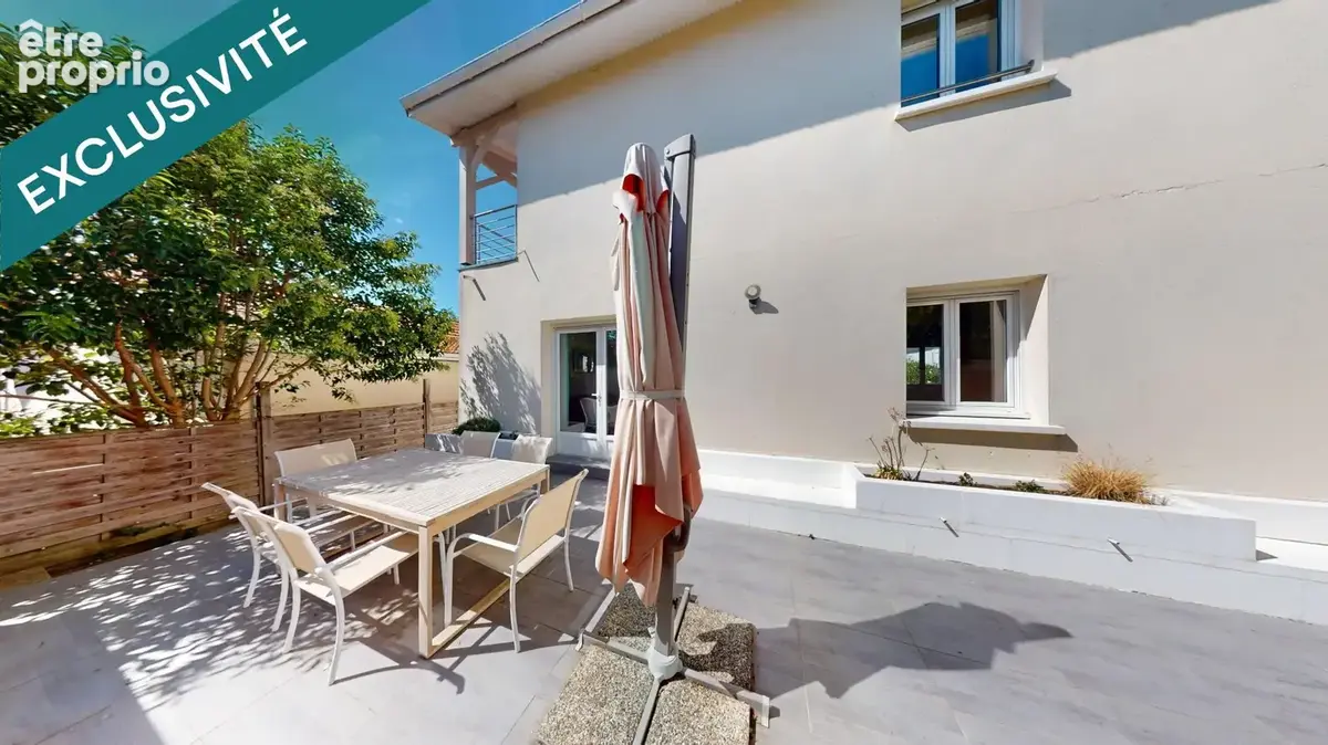 Photo 1 - Maison à BASSENS