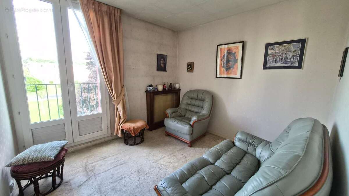 Appartement à SAINT-GERMAIN-LES-ARPAJON
