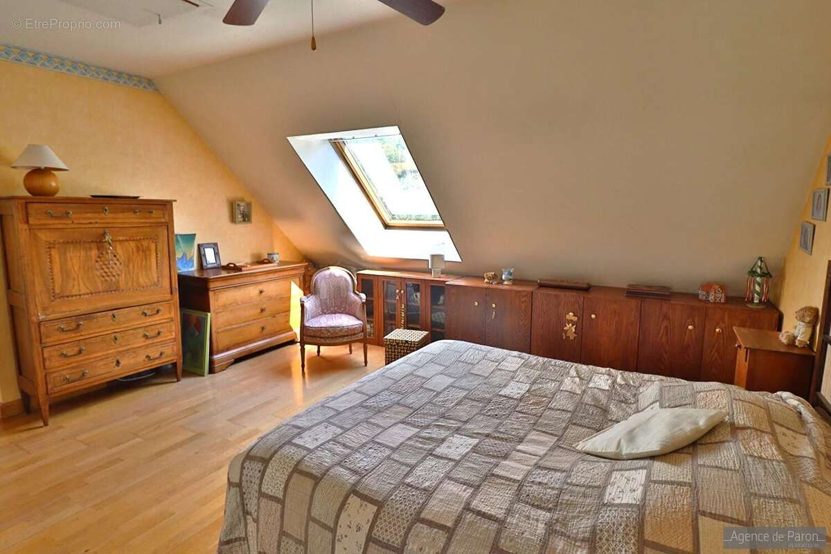 Maison à VERRIERES-LE-BUISSON