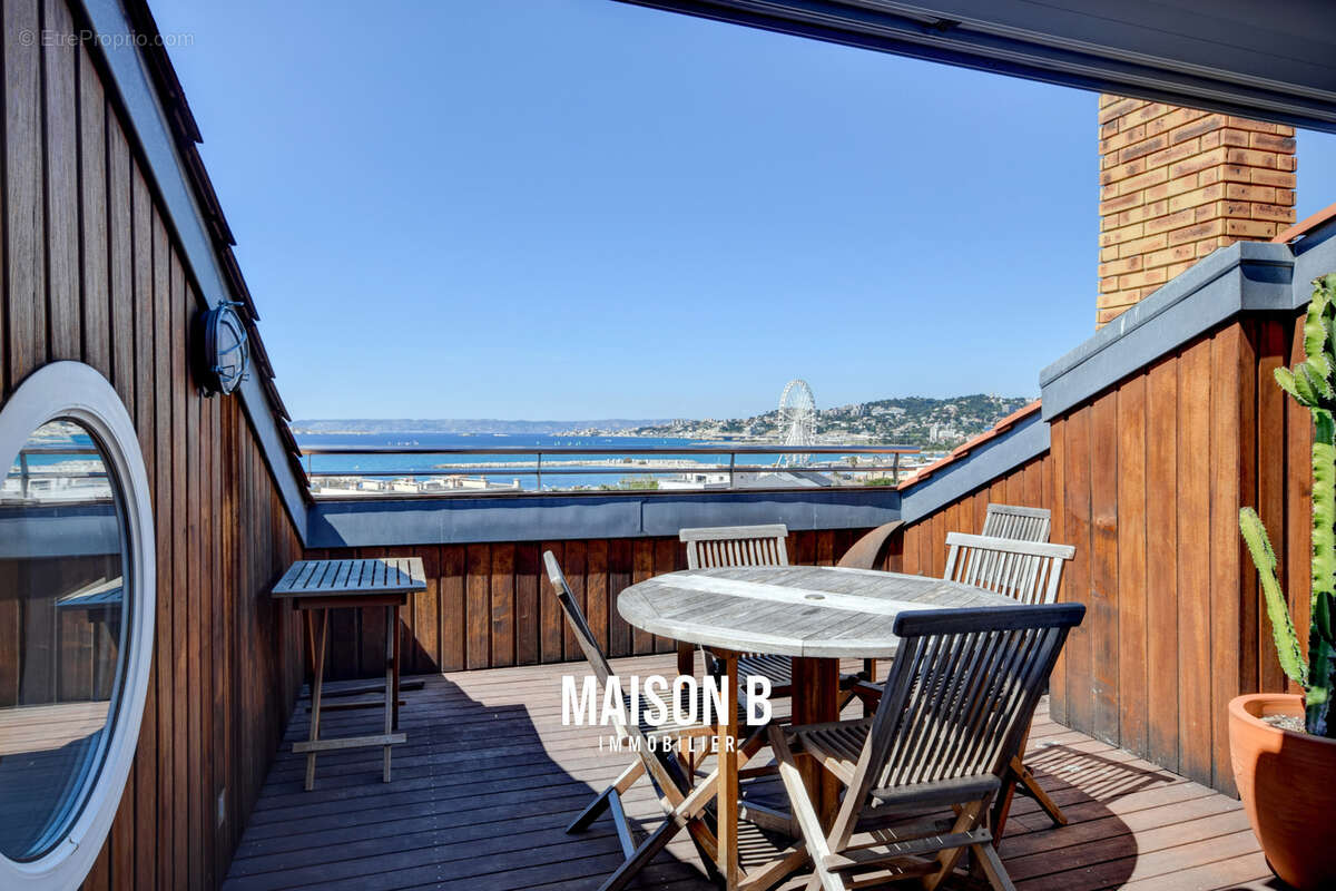 Appartement à MARSEILLE-8E